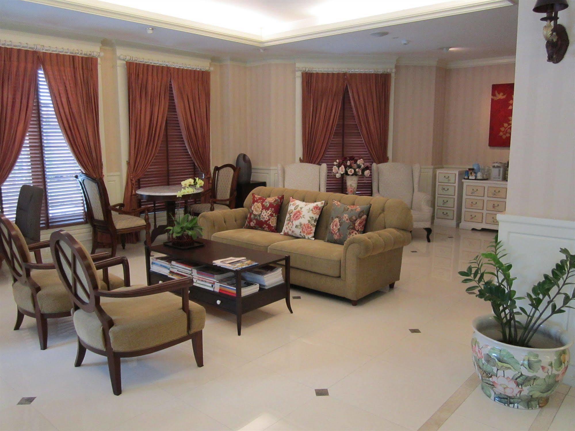Aurum The River Place Bangkok Exterior photo